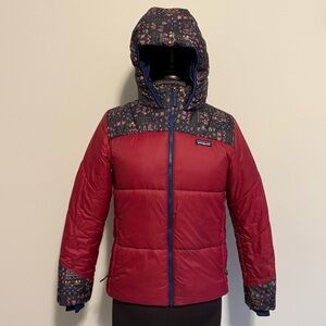 Patagonia Kids Red and Navy Patterned Puffer Jacket